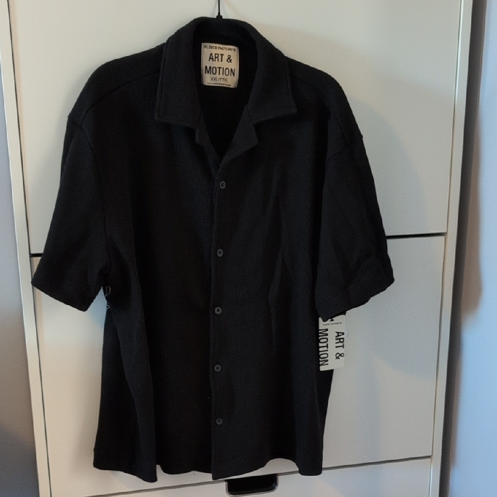 NWT Fleece Factory Art & Motion - Black Waffle Button Up Short Sleeve Shirt -XXL